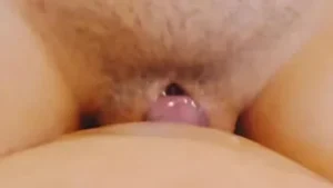 Sexy Kisses – Horny Personal Trainer Bunny Madison Cannot Resist Riding